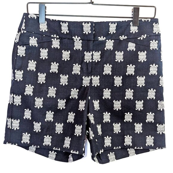 NWT LOFT | Turtle Print Riviera Shorts Navy Blue & White 6" Inseam | Size 0* - Picture 2 of 13